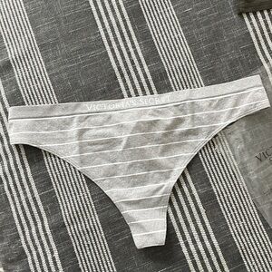 Victoria’s Secret thong NWT